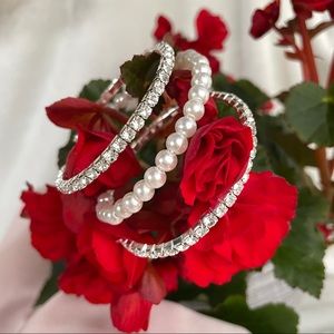 Pearl & Rhinestone Memory Wire Bracelet